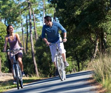 Se balade en vélo sur l'île d'Oléron ou le bassin de Marennes