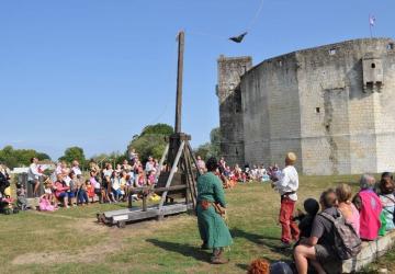 Démonstration de tir au trébuchet